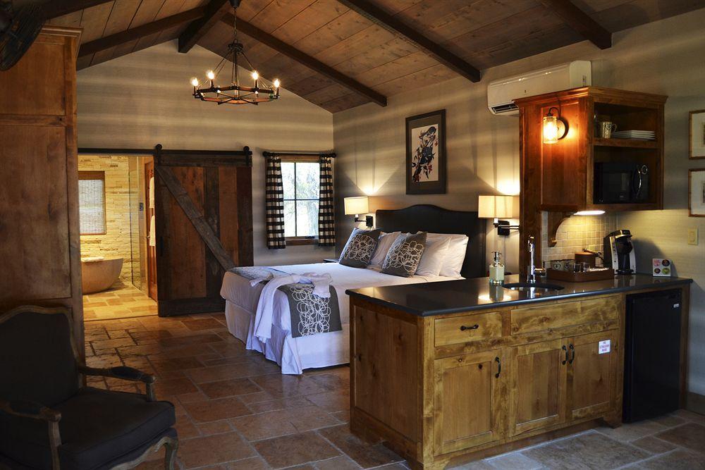 Camp Lucy Hotel Dripping Springs Exterior foto