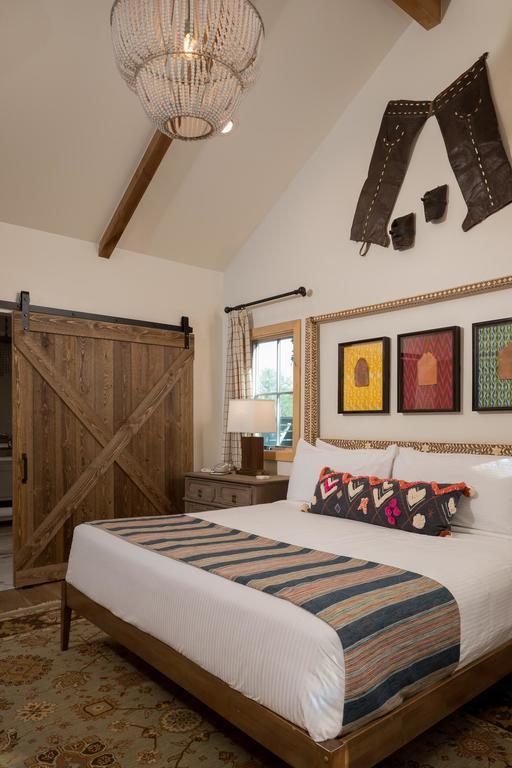 Camp Lucy Hotel Dripping Springs Exterior foto