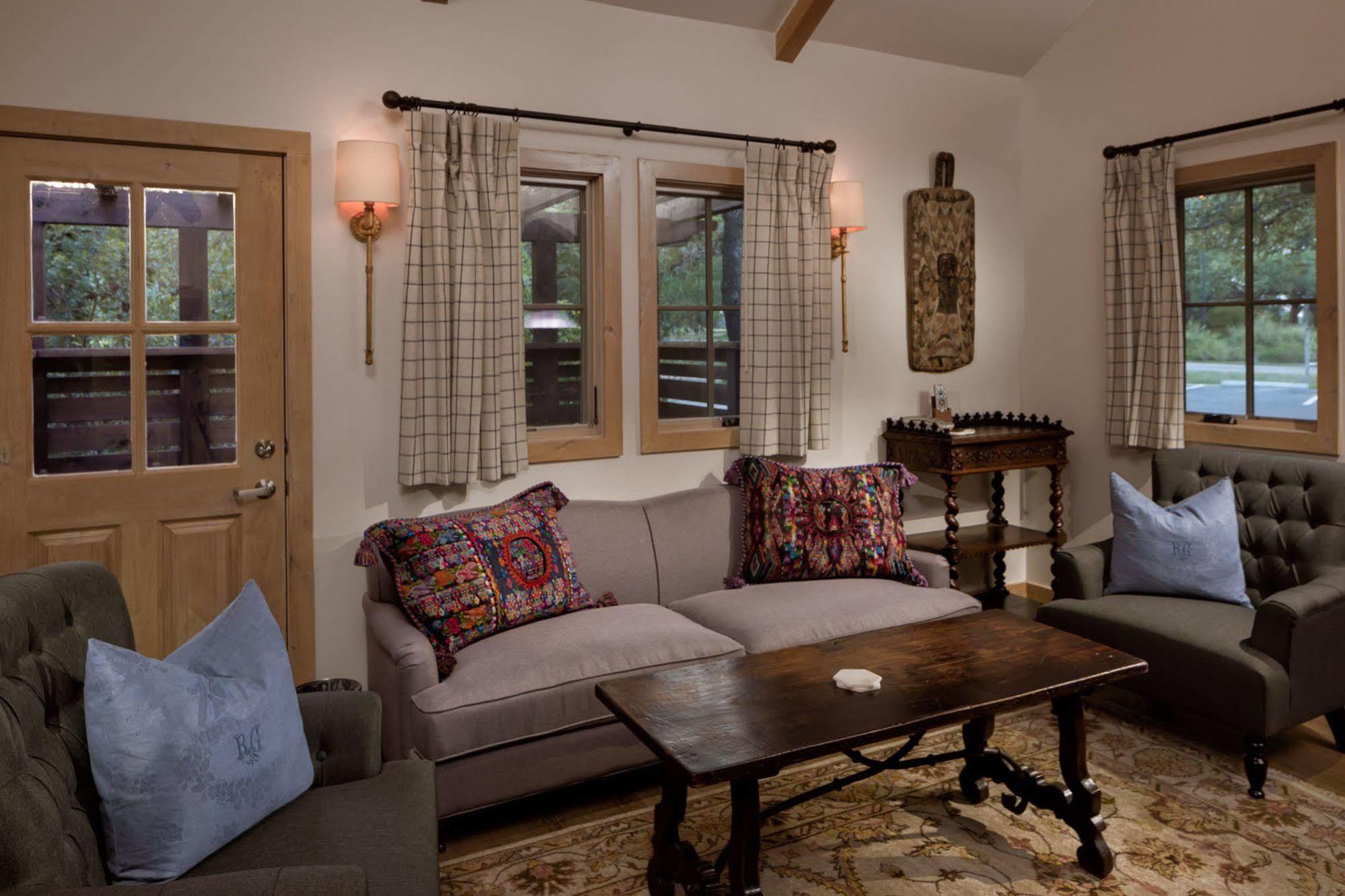 Camp Lucy Hotel Dripping Springs Exterior foto