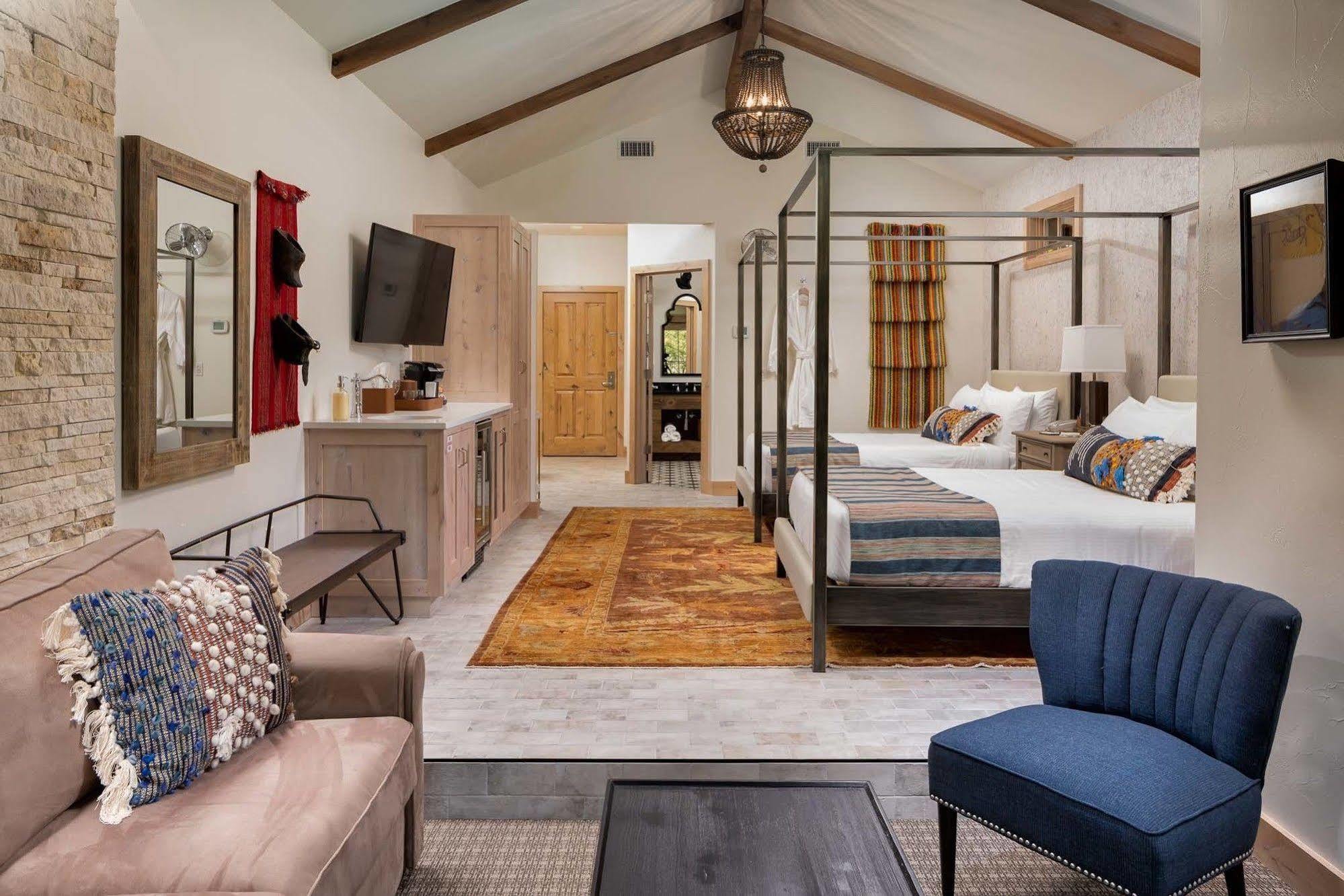 Camp Lucy Hotel Dripping Springs Exterior foto
