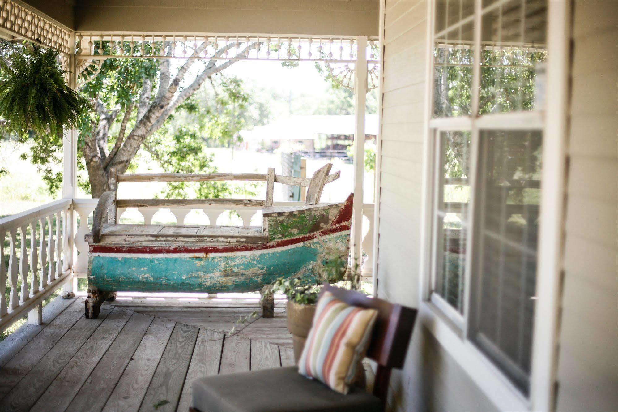Camp Lucy Hotel Dripping Springs Exterior foto