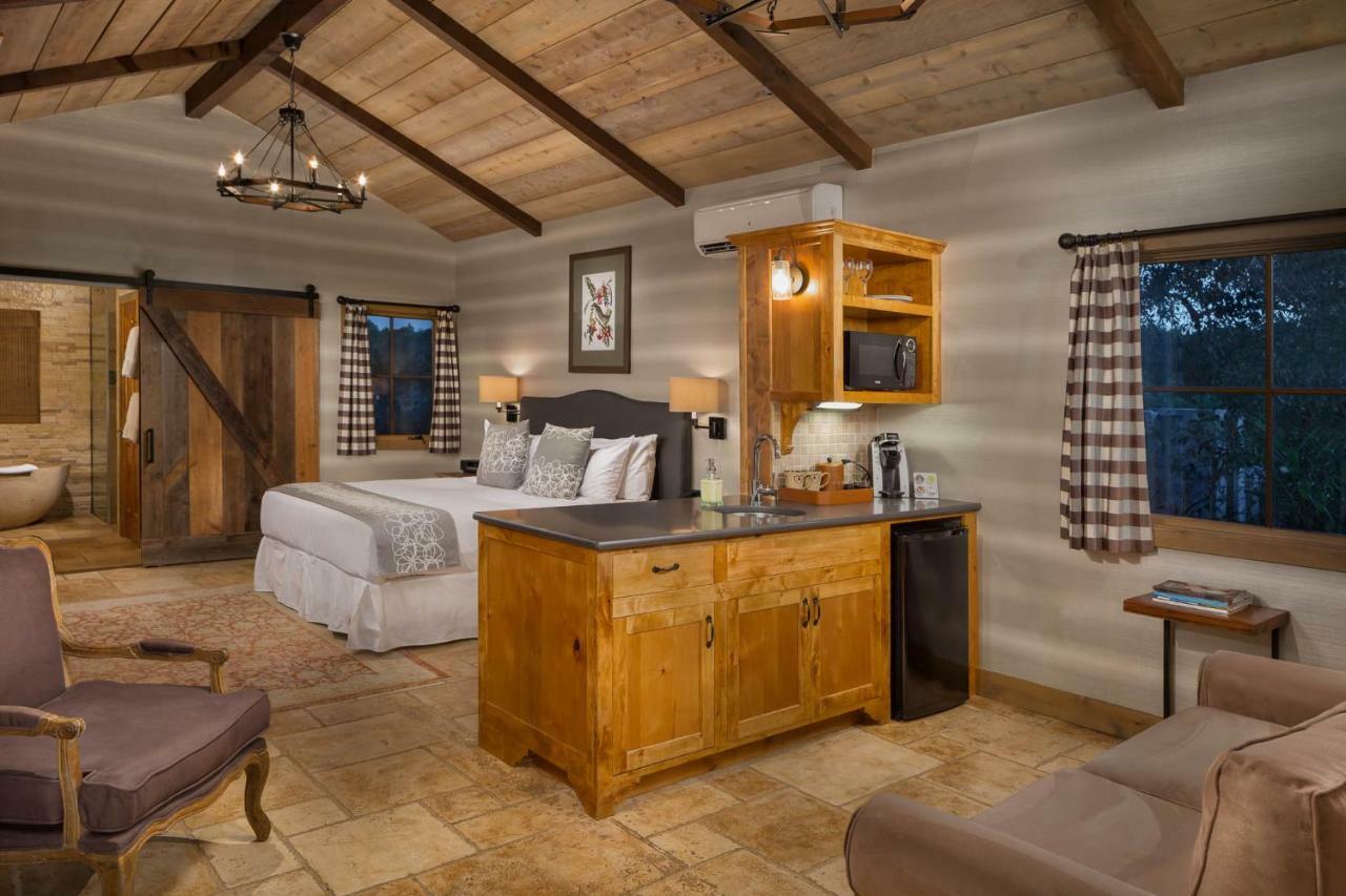 Camp Lucy Hotel Dripping Springs Exterior foto
